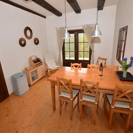 Forest-edge In Bohemia Semesterbostad