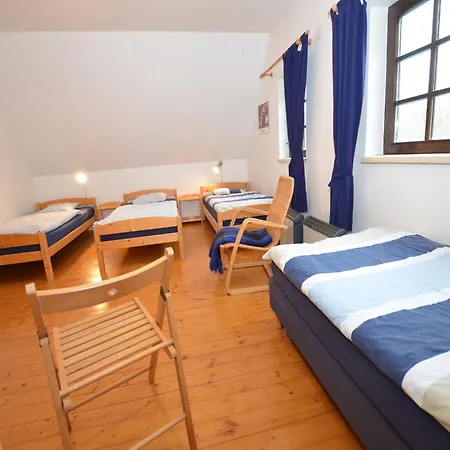 Forest-edge In Bohemia Semesterbostad