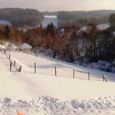 Forest-edge In Bohemia Semesterbostad