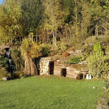 Forest-edge In Bohemia Semesterbostad